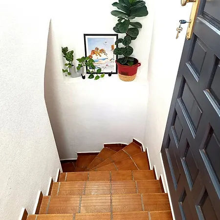 Апартаменты Bellavista Basement Арона
